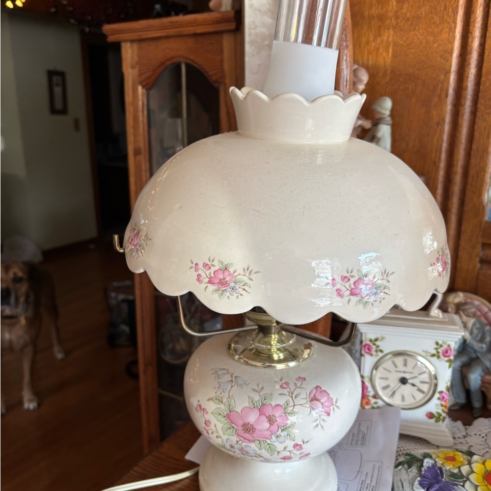 Floral Cream Table Lamp